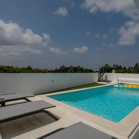 Caldara, Private Pool, Outdoor Kitchen, Airco & Pellet Heater - Near & Town Villa Coto (Leiria)
