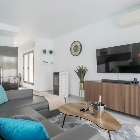 빌라 Caldara, Private Pool, Outdoor Kitchen, Airco & Pellet Heater - Near & Town