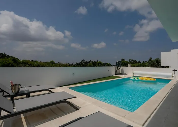 Caldara, Private Pool, Outdoor Kitchen, Airco & Pellet Heater - Near & Town Villa Coto (Leiria)